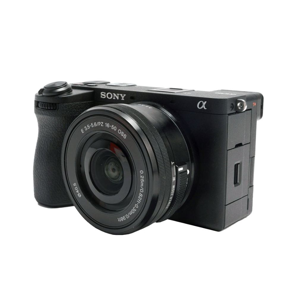 Camara Sony a6700 con lente 16-50 mm f/3,5-5,6